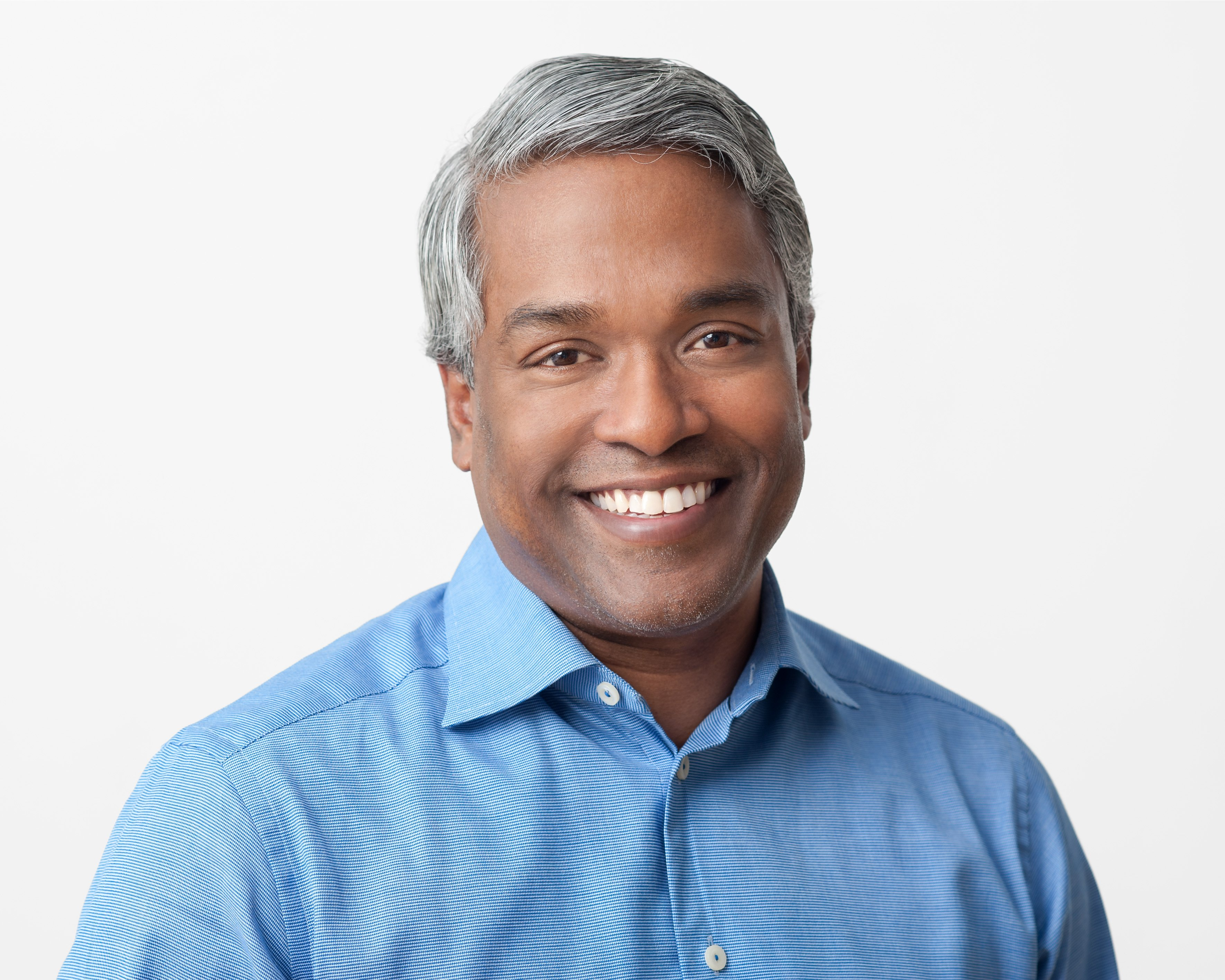 Official file portrait of Google Cloud CEO Thomas Kurian